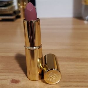 Estee Lauder lipstick 💄